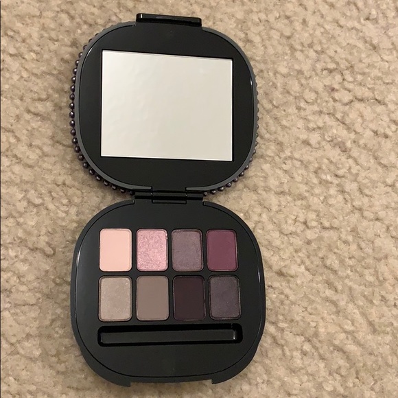 MAC Keepsakes Eye shadow. Plum palette. - Picture 4 of 5